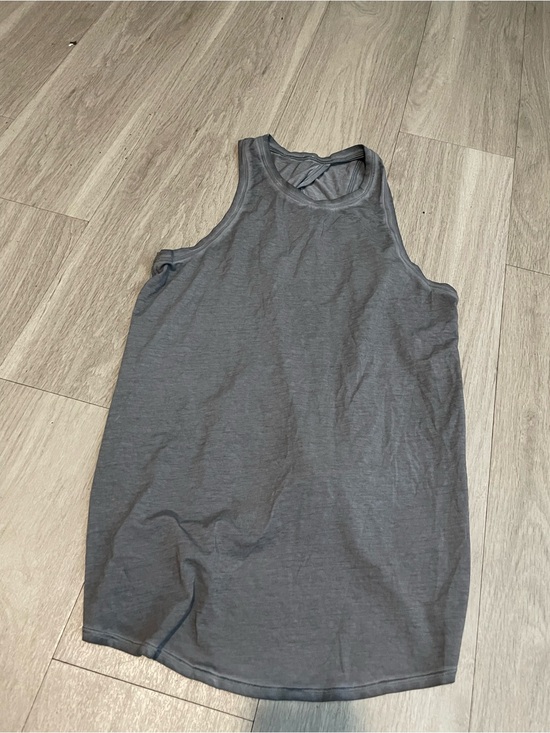 lululemon athletica Tops - lululemon athletica Women's Gray Tank Top - Sleeveless Activewear
